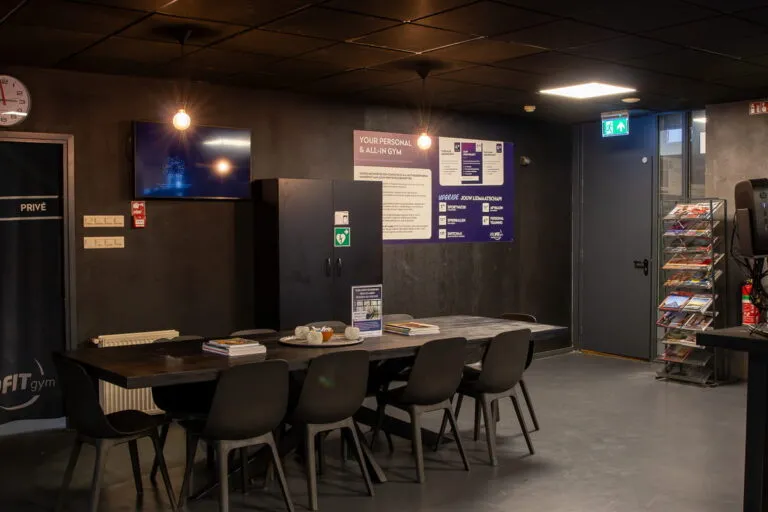 Pro Fit Gym Sportschool Nieuw Vennep Koffie Tafel