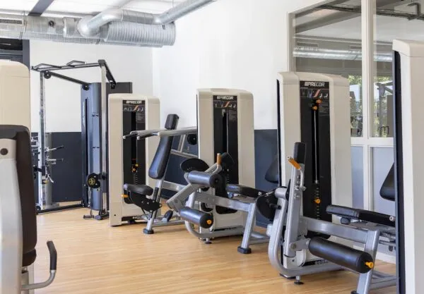 Pro Fit Gym Sportschool Zwolle Stadshagen Beenspier Machines