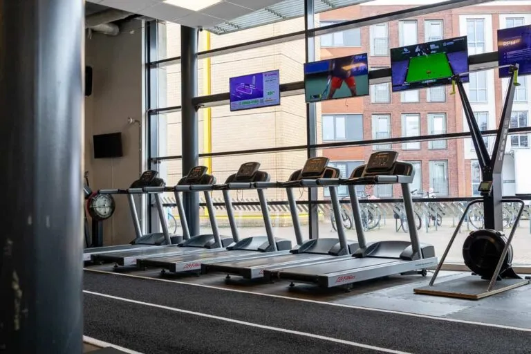 Pro Fit Gym Assen Treadmills