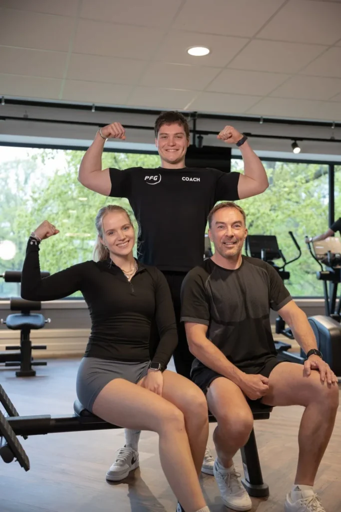 Group Gym ProFit Gym Smiling